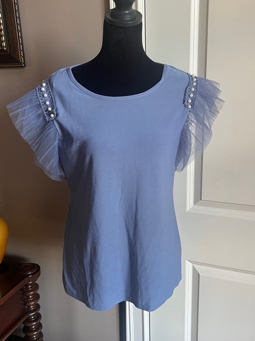 Lavender Pearl-Trim Tulle Sleeve Women's Top